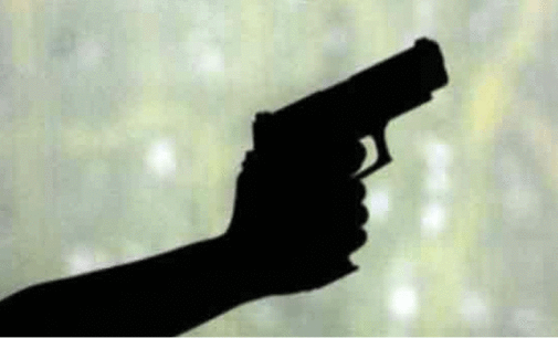 Two policemen gunned down in Mardan