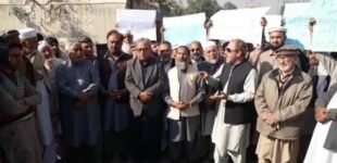 Growers protest hike Sugarcane crushing prices in Peshawar