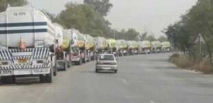 Oil tankers’ owners suspended oil supply to Peshawar as protest against ban